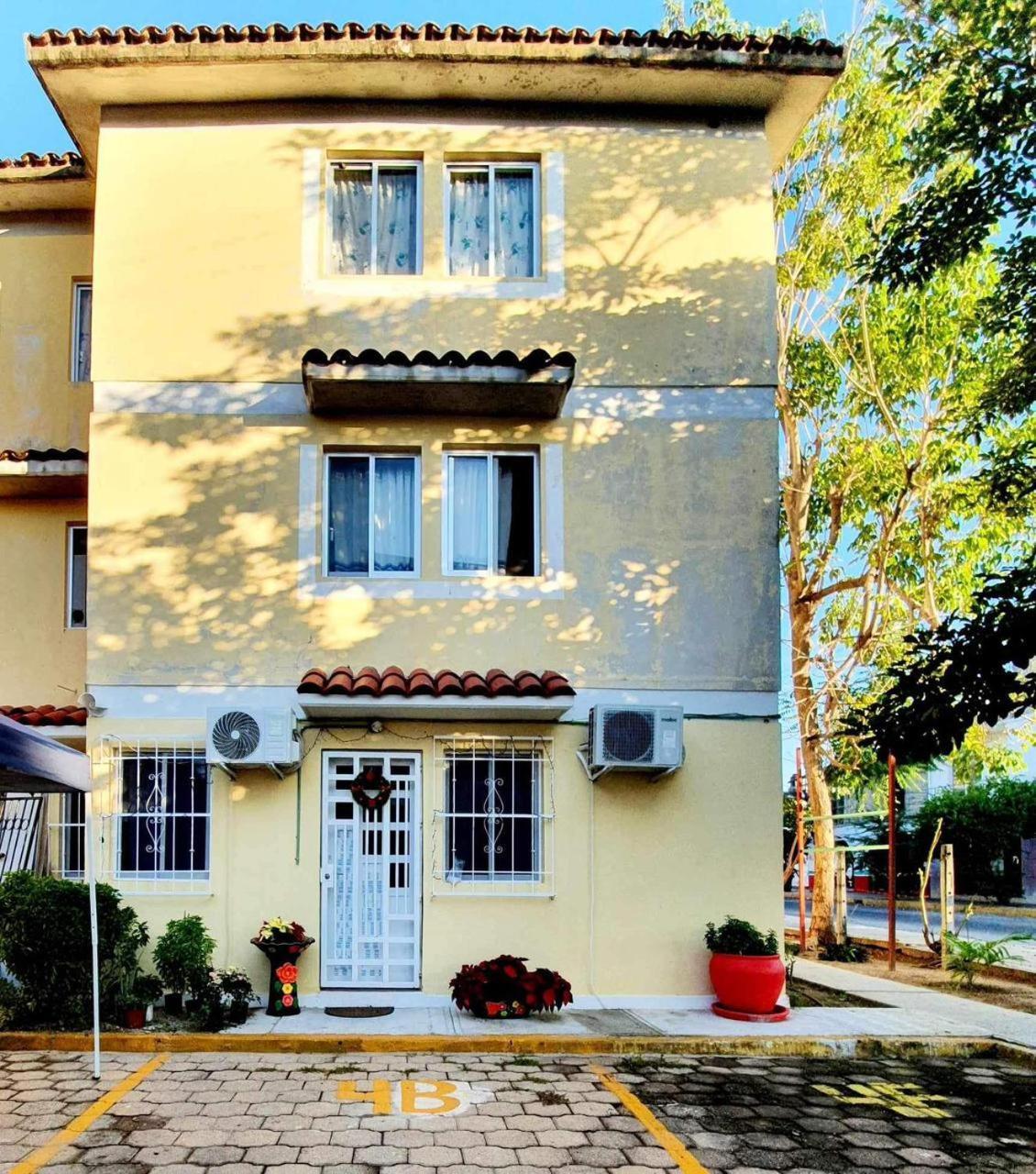 Estudio El Angel. Hotel Santa Cruz Huatulco Exterior photo